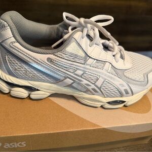 ASICS Women's White and Gray Sneakers
